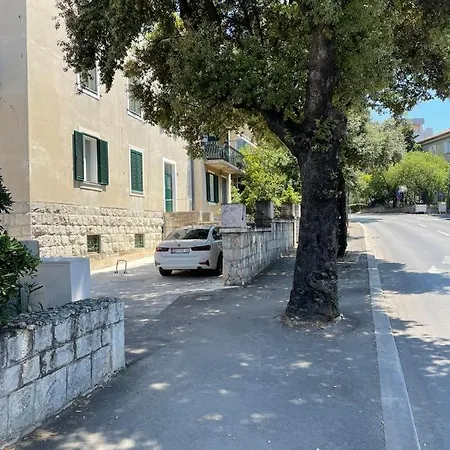 In The Center アパート *